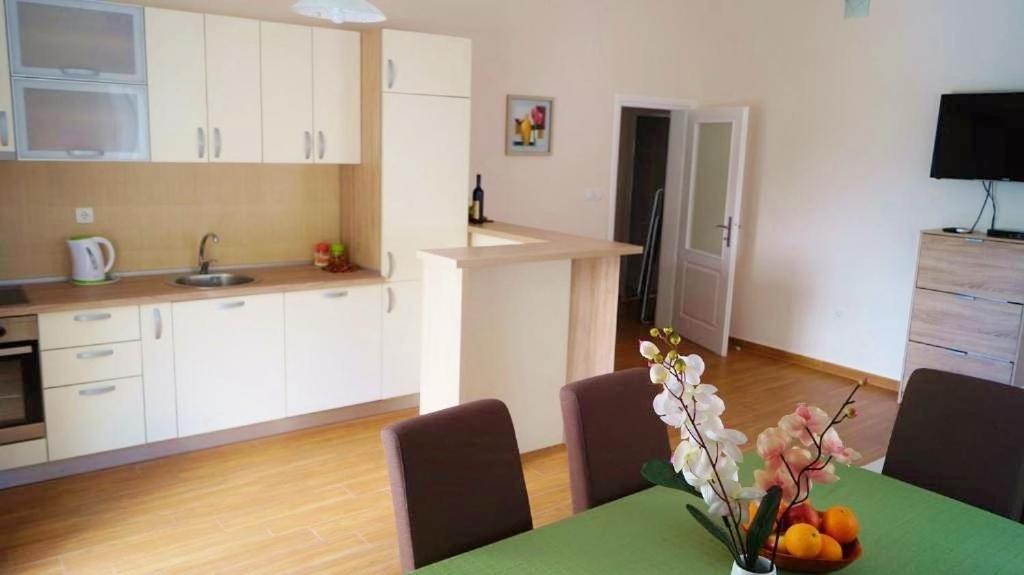 Veron Apartments Kotor Rum bild